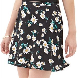 F21 Daisy print black skater skirt